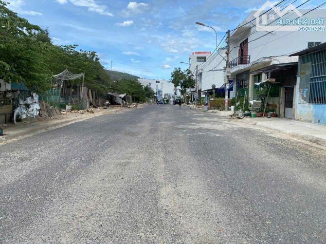 GIÁ BAO RẺ LÔ ĐẤT HÒN XỆN MẶT TIỀN TRIỆU QUANG PHỤC RỘNG 16M, KHU KINH DOANH THUẬN LỢI - 3