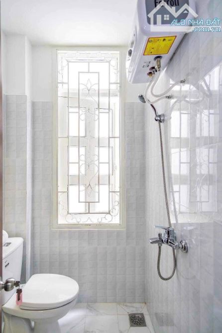 Cho Thuê Căn Hộ Quận 1 Gần Công Viên Lê Văn Tám, Cầu Kiệu, ĐH Kinh Tế UEH - 4