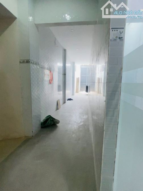 NGỘP BANK CHDV - LINH TRUNG THỦ ĐỨC - 3 TẦNG - 130m2 - CHỈ 10.2 T ỷ Thương Lượng - 4