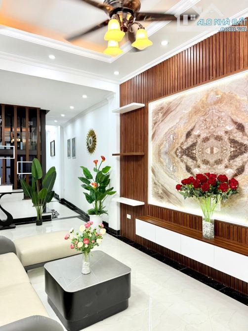Bán nhà đẹp Minh Khai thang máy ngõ rộng 2 thoáng nội thất đẹp 50M4T 10,5 Tỷ - 4