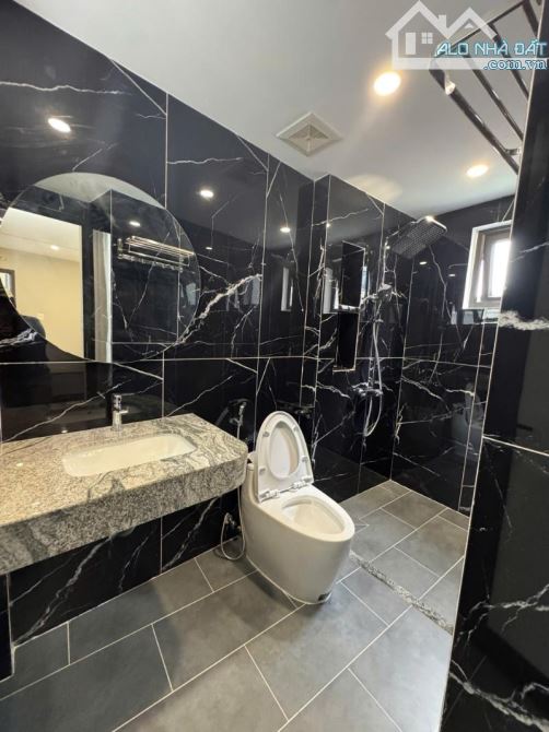 Nhà Thạch Bàn,DT 40m X 6 tầng, Thang máy, ngõ to giá 8 tỷ - 4