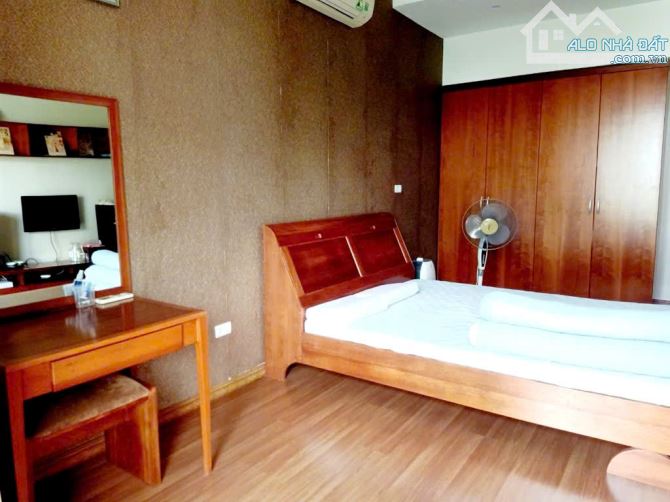 🚀CỰC HIẾM! BÁN NHÀ LIỀN KỀ VIỆT HƯNG - LONG BIÊN - 96M2 - 5 TẦNG - CẠNH BIG C - 29.5 TỶ - 4