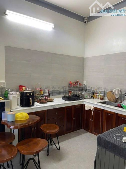 Nhà đẹp bán gấp căn nhà tại tân hiệp 16 , hóc môn 121m2 giá 981 triệu , sổ hồng riêng - 4