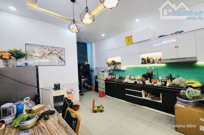 Bán nhà hẻm 3m, Đường Số 8, Gò Vấp, 60 m² (4m x 15m), nhà đẹp, 2 phòng - Giá 5.6 tỷ TL - 4