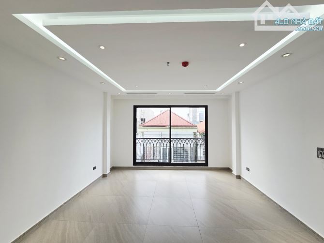Siêu phẩm nhà 65m2 x 7 tầng xây mới Hoàng Quốc Việt, Nghĩa Tân, ngõ thông ô tô, vỉa hè. - 4