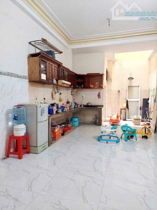 GẤP BÁN, HXH TRÁNH THOẠI NGỌC HẦU - TÂN PHÚ, 90M2 (4M x 22M), 4 TẦNG BTCT, CHỈ 8 TỶ HƠN. - 4