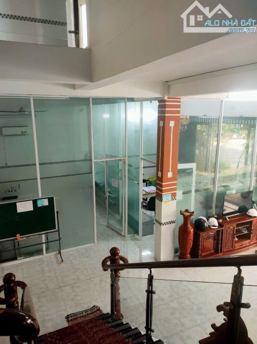 Bán cặp nhà đường D6 KDC Hồng Loan 2 căn riêng biệt 2 sổ dt 5x16 sau lưng hãng xe lớn - 4