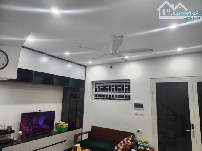Bán nhà riêng 7,5 tỷ, 40 m2, view đẹp tại Nguyễn Lương Bằng, Ô Chợ Dừa, Đống Đa, Hà Nội - 4