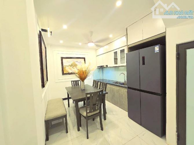 Bán nhà phố Đàm Quang Trung, 46m2- 5 tầng- hơn 8 tỷ, lô góc, gần mặt phố, AEON - 4