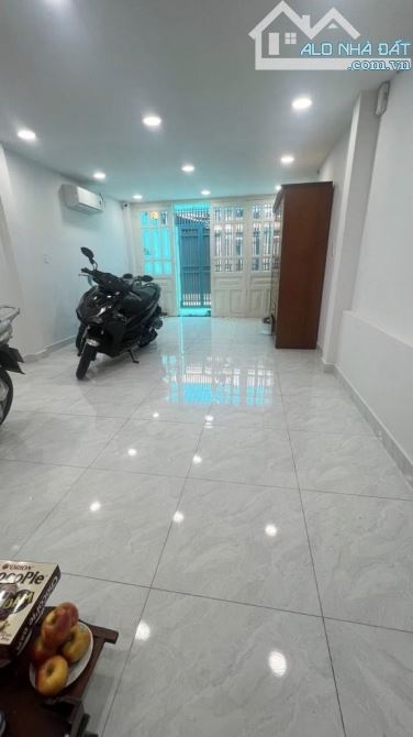 Nhà 2 Tầng Bùi Quang Là Sát Chợ Gần Trường Học  Vị Trí Vàng - 4