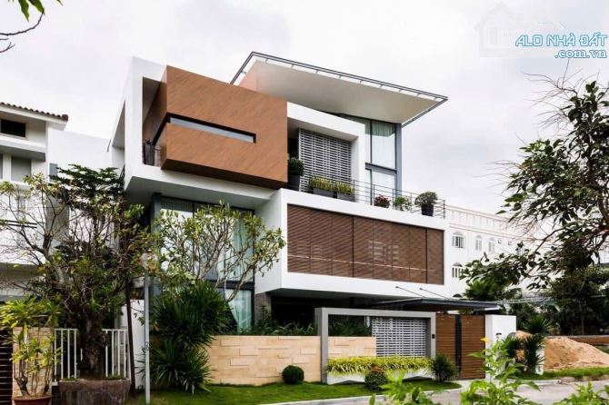 BIỆT THỰ VCN VĨNH ĐIỀM TRUNG, VIEW HỒ, CỰC ĐẸP, ĐÃ CÓ SỔ HỒNG, 296M2, GIÁ 28 TỶ. CN18.9 - 4