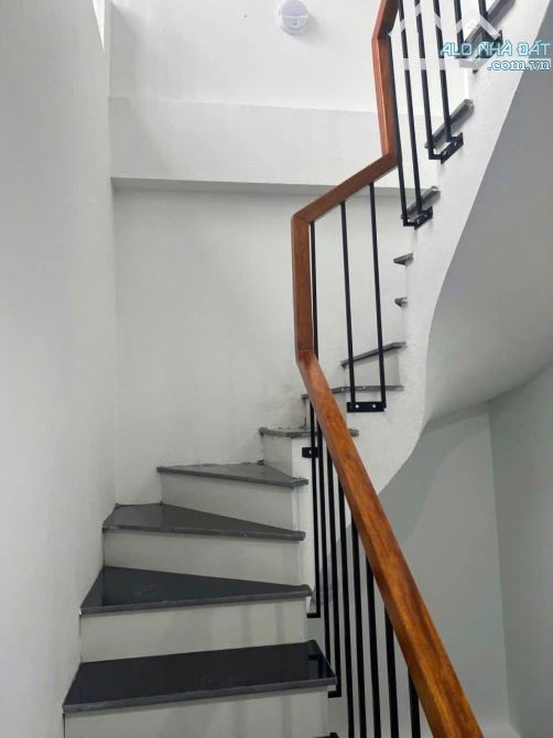Cho thuê Tòa nhà Văn phòng đường Nguyễn Tuân, DT 75m2, 7 tầng, thang máy, mặt tiền 5m. - 4