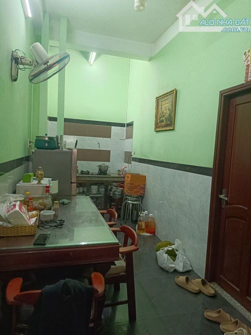 Bán khách sạn Mặt tiền khu Tên Lửa, 4 tầng, 5x20m - 4