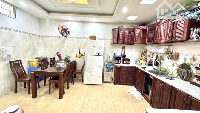 NHÀ 3.5 TẦNG MẶT PHỐ SƠN TRÀ GẦN CẦU RỒNG 80M2 GIÁ CHỈ 10 TỶ HƠN - 4
