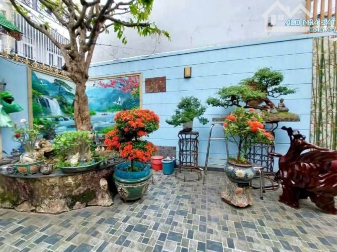 Biệt Thự Sân vườn gần Nguyễn Văn Lượng, 200m2, Ngang 8m, nở hậu 9m,gần mặt tiền- 13.5 Tỷ - 4