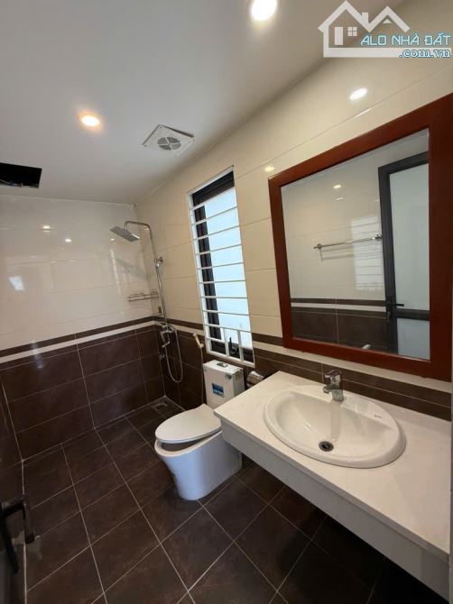 Bán nhà riêng Nguyễn Văn Linh, Thạch Bàn, Long Biên, 5,8 tỷ, 34,5 m2,ô tô đỗ cửa - 4