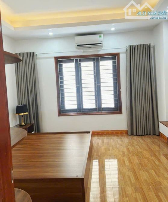 HIẾM- Hoàng Quốc Việt-42m-ngõ nông- ô tô- KD-7 tỷ hơn - 4
