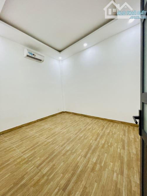 Bán nhà 3 tầng Phạm Văn Chiêu, An Hội Tây, Gò Vấp, hẻm ô tô 8m, 56m2, khu đồng bộ, 7 tỷ 6 - 4
