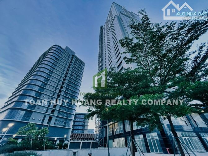Bán căn hộ Blooming 1 phòng ngủ 77m2 Đầy đủ nội thất view biển cực đẹp - Giá 3 tỷ - 4