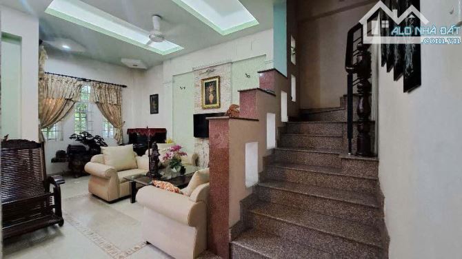 Biệt Phủ Tân Kỳ Tân Quý, 85m2, 4 tầng, 6PN, gần nhà ga T3 và Metro - 4