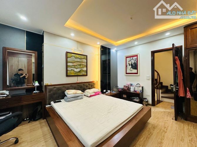 CỰC HIẾM – NHÀ ĐẸP LÁNG HẠ – 20M RA Ô TÔ – TRUNG TÂM BA ĐÌNH – 41,4m2 X 6 TẦNG GIÁ 9,6 TỶ - 4