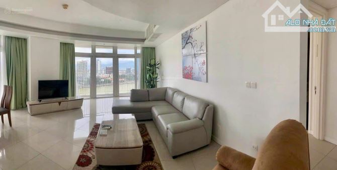 Do chủ định cư ở nước ngoài nên cần bán gấp căn 2PN mặt sông Hàn, full nội thất - 4