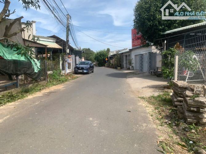Chính chủ gửi bán lô đất đẹp tại đường nhánh bê tông, đường số 4, Tam Long – Hòa Long, Bà - 4