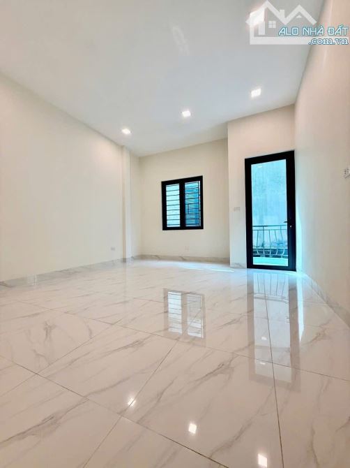 TÔ VĨNH DIỆN - THANH XUÂN : 60M2, 4 TẦNG, MT4.2M. GẦN PHỐ - GIÁ HƠN 15 TỶ - 4
