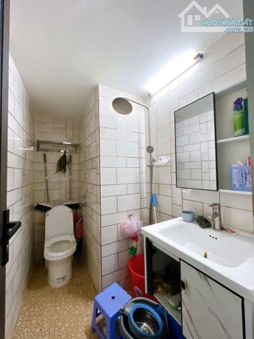 GIẢM SÂU CÒN 12 TỶ - NHÀ 4 TẦNG 83m2 - SỔ VUÔNG, KO LG, KO QH - HẺM 8m KHU K300 - 4