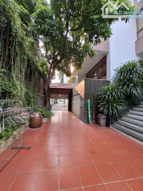 BÁN NHÀ NGUYỄN SƠN 215M2, 4 TẦNG, SÂN VƯỜN RỘNG, Ô TÔ TRÁNH NHAU, CÁCH PHỐ NGUYỄN SƠN 20M - 4