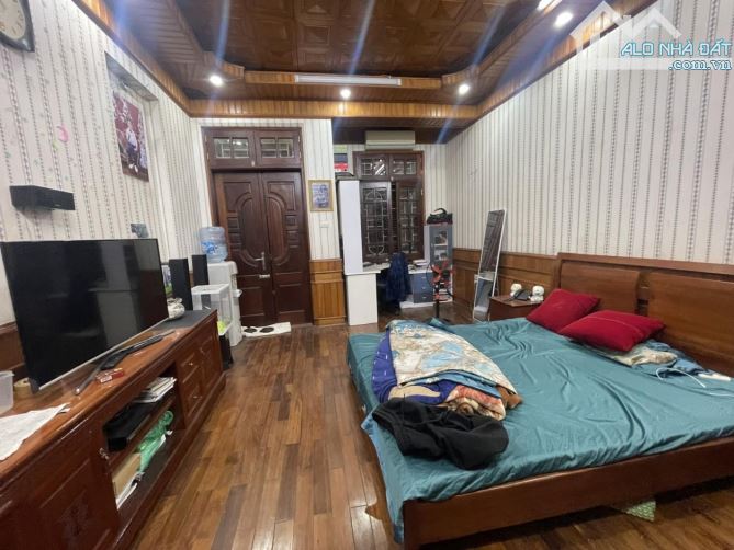 Bán nhà TT8 – KĐT Văn Quán – Hà Đông – 68m² – 5 tầng – mặt ngõ ô tô tránh – có 2 vỉa hè - 4