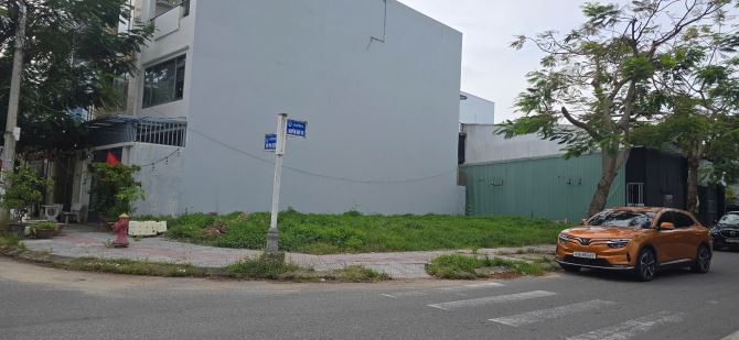 Bán lô góc đẹp 177m2 - Góc 2 mặt tiền view Sông  đường Nguyễn Đình Thi - Hồ Phi Tích , Hoà - 4