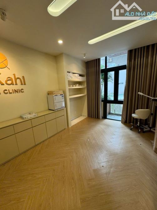 Bán nhà riêng đường 3 tháng 2. P11. Q10 DT: 3,65x13m - CN: 45.6m2 - 3 lầu mới - 4
