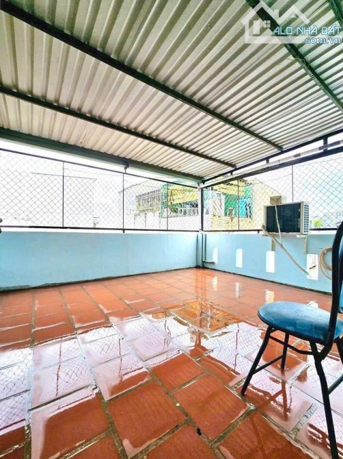Bán Nhà Huỳnh Tấn Phát, Quận 7 cạnh Phú Mỹ Hưng - 4 Tầng 60m2 chỉ 6.1 Tỷ - 4