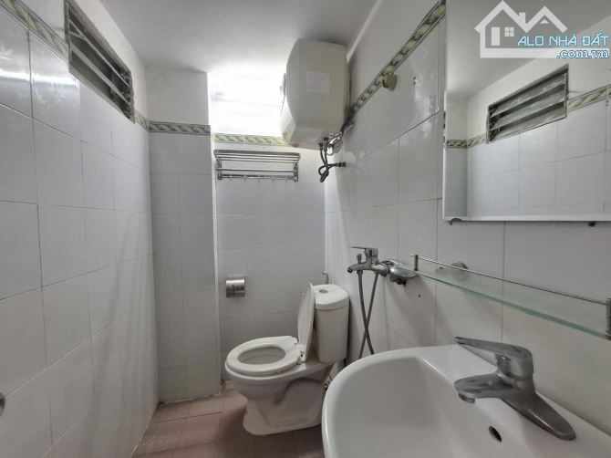 Bán nhà Thanh Xuân - lô góc 3 thoáng, ngõ 3m, KCBT, gần Ngã tư sở - sổ vuông - 4