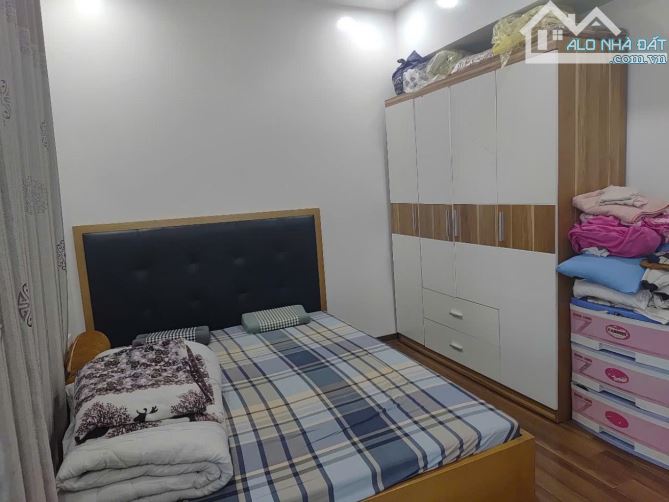 Cần Bán Gấp Căn Nhà 2 Tầng x 40m ,Ngõ Thông Ngỗ Xuân Quảng Trâu Quỳ _HIẾM - DIỆN TÍCH VỪA - 4