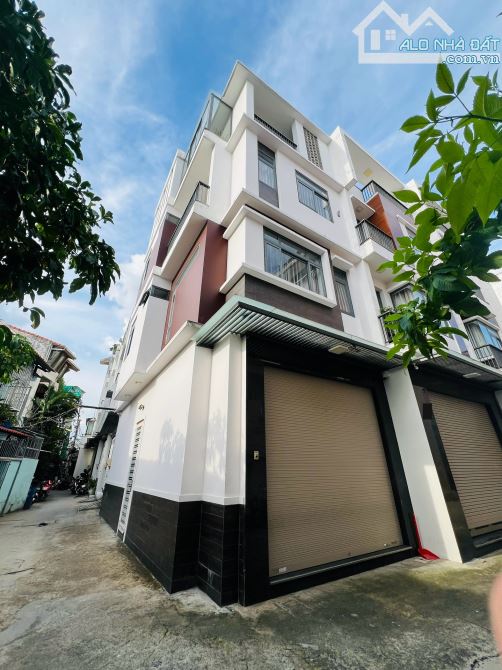 CĂN GÓC 4 TẦNG FULL NỘI THẤT HẺM XE HƠI – SÁT BÊN KDC NAM LONG Q7 CHỈ 8ty7 TL - 4