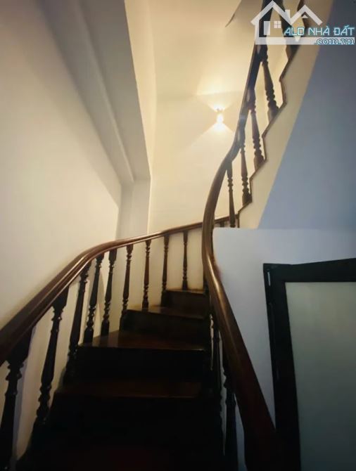 Bàn nhà cổng sau đại học ngoại ngữ, dân xây, đường ô tô tránh, nhà đẹp chắc chắn. - 4