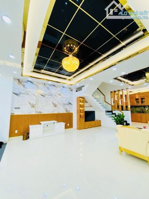 Bán nhà MT hẻm Huỳnh Tấn Phát, Nhà Bè, 6x14m, Oto đỗ cửa, Nhỉnh 9 tỷ - 4
