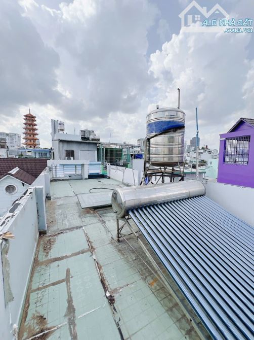 SÁT MẶT TIỀN CÓ 50 M XE HƠI Q4  NGANG 4.3 X 14 - 4 TẤM  HƠN 100 TRIỆU M - 4