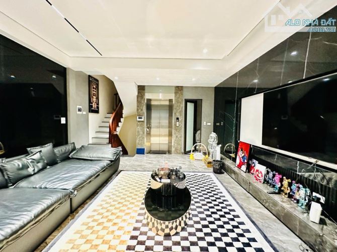 BÁN NHÀ NGÕ 162 NGUYỄN VĂN CỪ 40M2 × 6 TẦNG, THANG MÁY, MT 4.7M, 13,3 TỶ LONG BIÊN - 4
