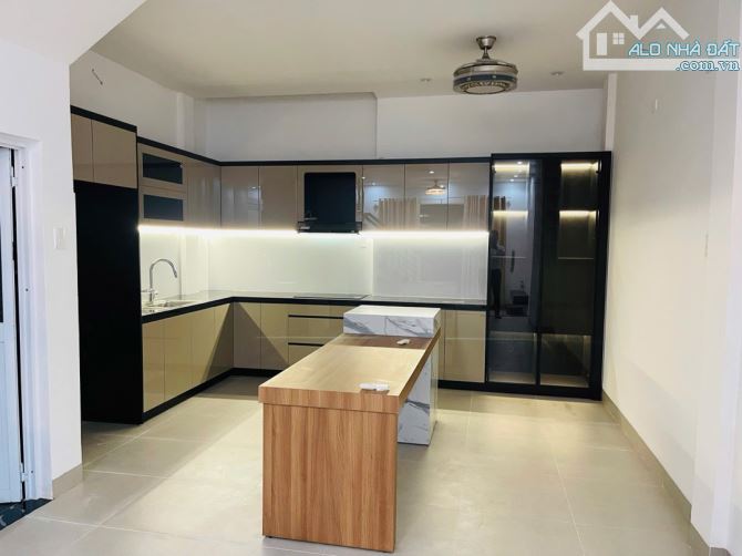 NGÔI NHÀ TÂM HUYẾT NỞ HẬU ĐẸP NHẤT PHỐ HÀN MẶC TỬ QUẬN HẢI CHÂU.  GIÁ CHỈ 6,5TỶ - 5