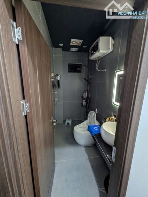 CHÍNH CHỦ CẦN BÁN NHÀ 3 TẦNG ĐÔC LẬP  ,DÂN XÂY CHĂC CHẮN   TẠI CAM LỘ – HỒNG BÀNG - 5