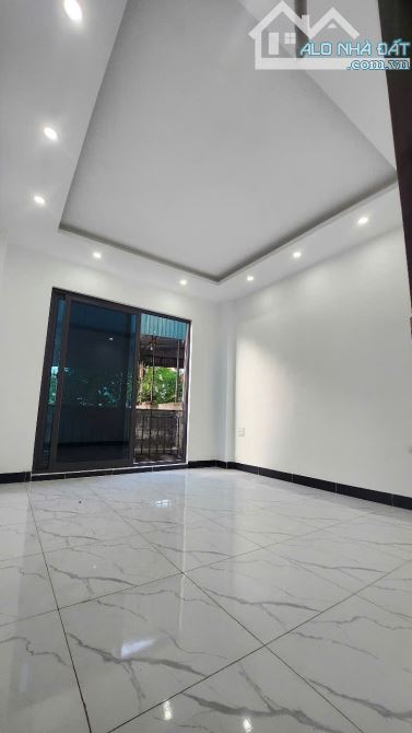 Làng Tó_ Tả Thanh Oai 30m, 5 tầng, 5.15 tỷ - 5