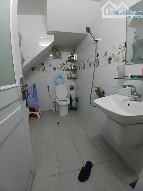 Nhà 3 Tầng Trần Thị Điệu Phường Phước Long B Thủ Đức  DT(95m)2 công nhận trên sổ (80m)2 - 5
