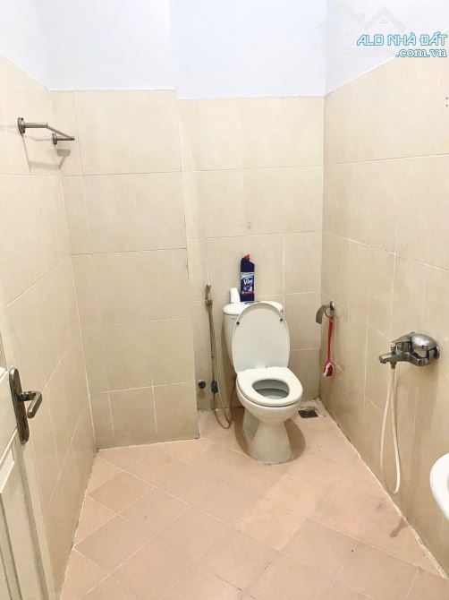 Phường Phú Mỹ, Q7 - mặt tiền 12m - (4m ❌ 18m), 4 tầng. Dòng tiền 100tr/th - GIÁ 12.5 tỷ TL - 5