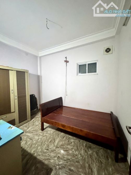 BÁN NHÀ TÂY SƠN ĐỐNG ĐA 40m 5Tầng Mt 3.7m GIÁ 12.8 TỶ PHÂN LÔ Ô TÔ TRÁNH KINH DOANH. - 5