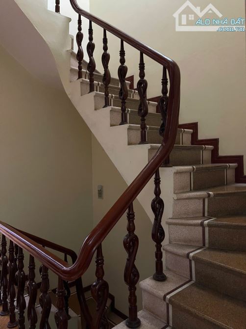 Cho thuê nhà nguyên căn làm Vp đường Tân Xuân, DT 60m2 x 3,5 tầng, giá 15 triệu/tháng - 5