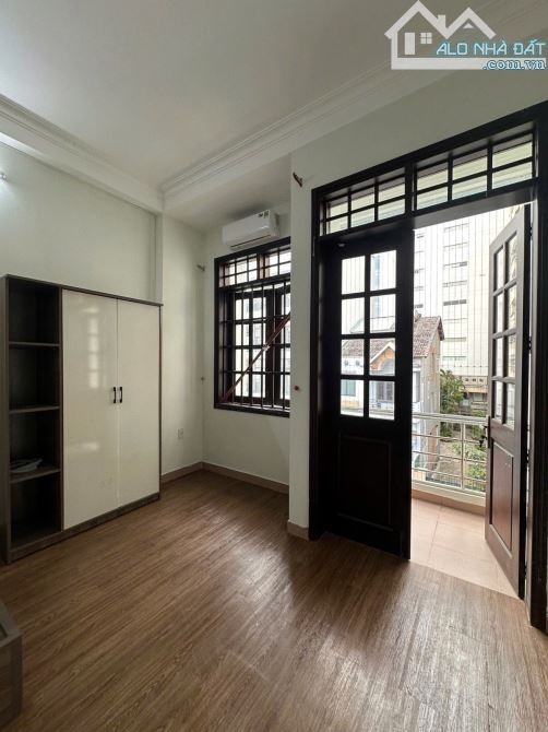 Bán nhà Bình Thạnh - xe hơi - 100m2 - 5 tầng kinh doanh - 5