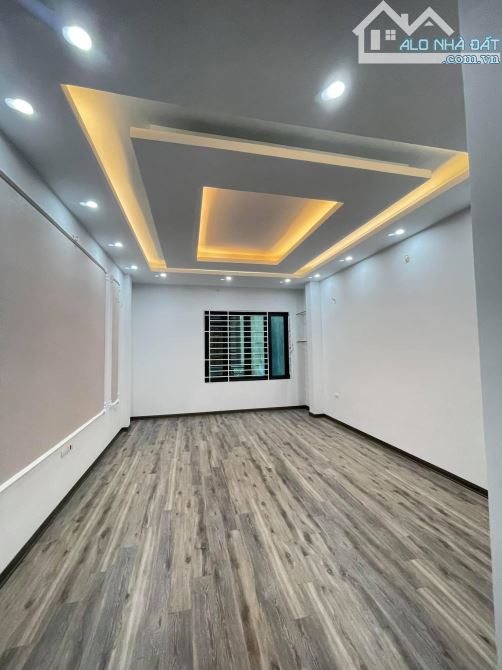 NGHĨA ĐÔ – PHÂN LÔ VIP – OTO TRÁNH – VỈA HÈ – 5 TẦNG ĐẸP – KHU VỰC SĂN LÙNG NHẤT CẦU GIẤY - 5